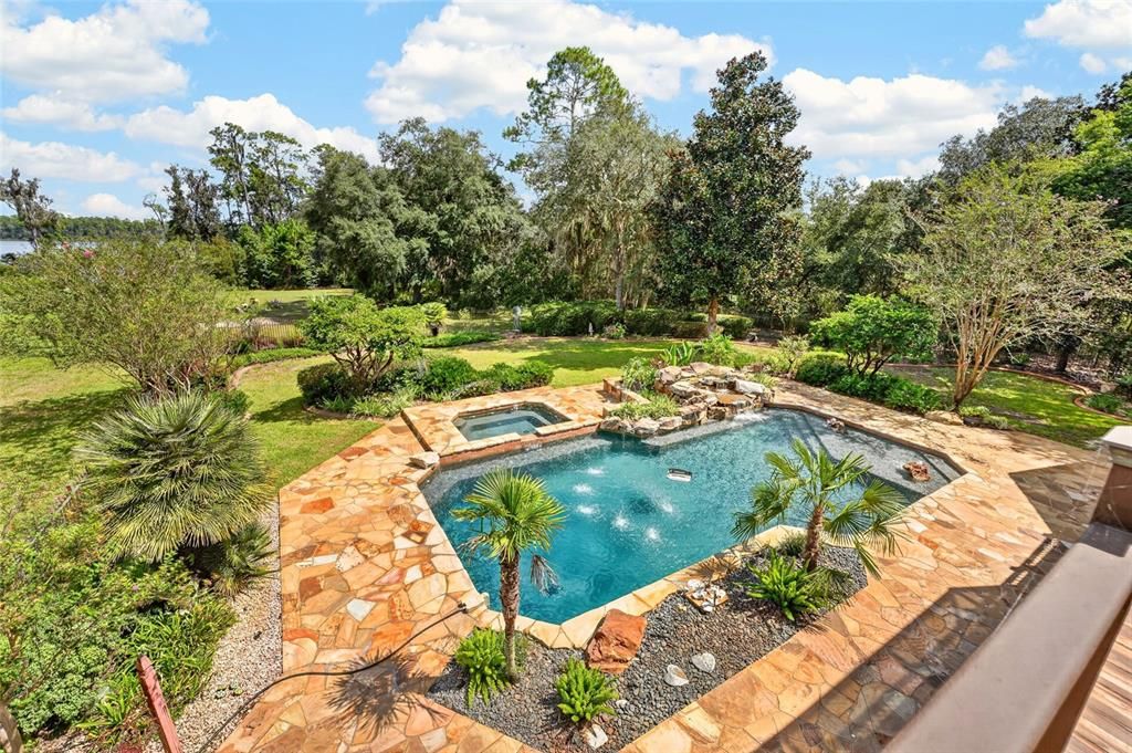 For Sale: $2,590,500 (6 beds, 5 baths, 6780 Square Feet)