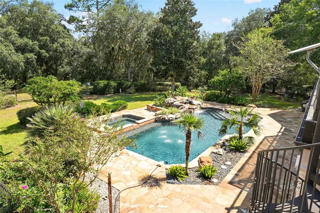 For Sale: $2,590,500 (6 beds, 5 baths, 6780 Square Feet)