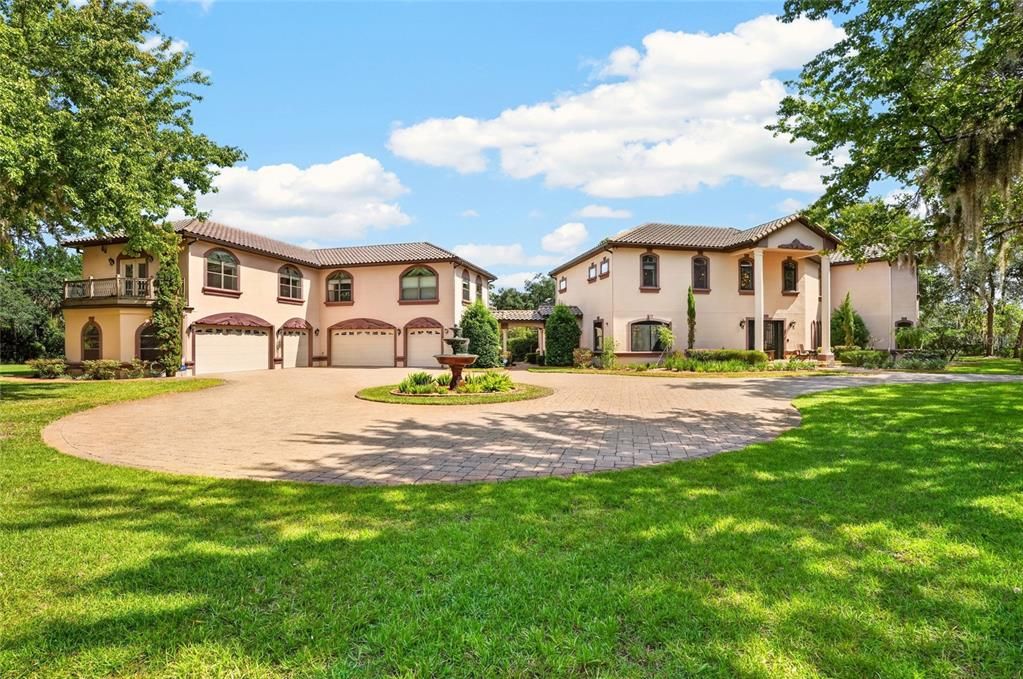 For Sale: $2,590,500 (6 beds, 5 baths, 6780 Square Feet)