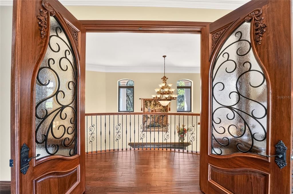 For Sale: $2,590,500 (6 beds, 5 baths, 6780 Square Feet)