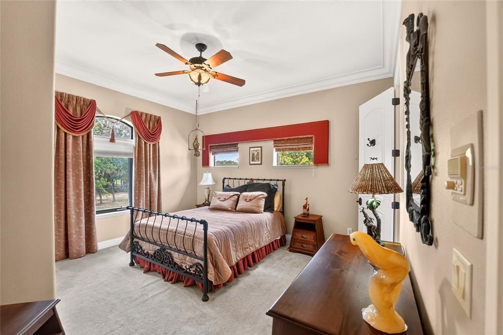 For Sale: $2,590,500 (6 beds, 5 baths, 6780 Square Feet)
