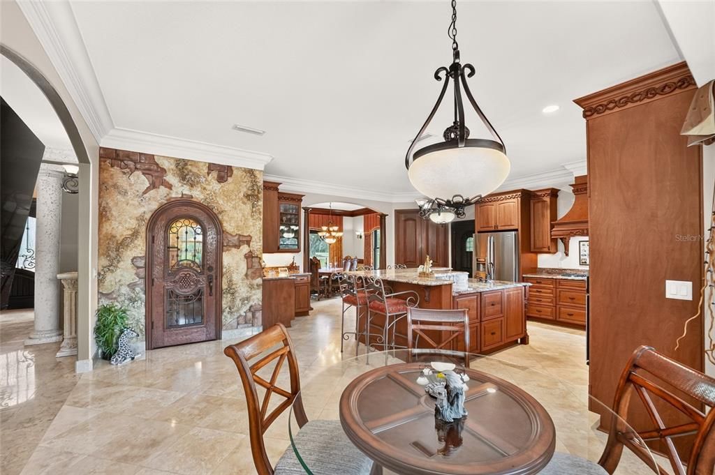 For Sale: $2,590,500 (6 beds, 5 baths, 6780 Square Feet)