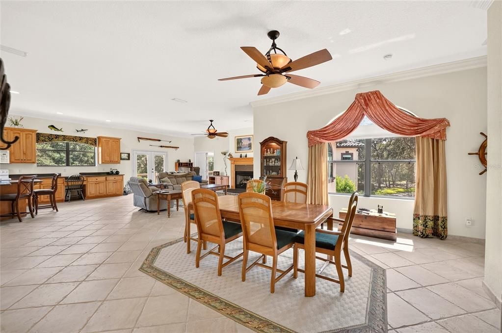 For Sale: $2,590,500 (6 beds, 5 baths, 6780 Square Feet)