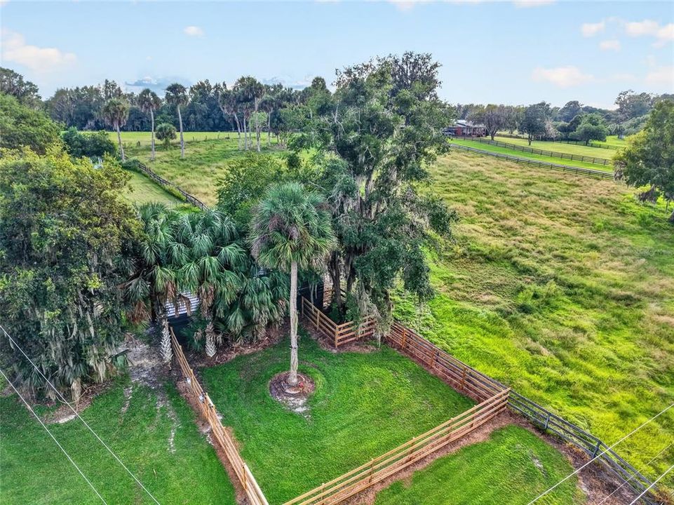 En Venta: $779,500 (5 camas, 3 baños, 3528 Pies cuadrados)