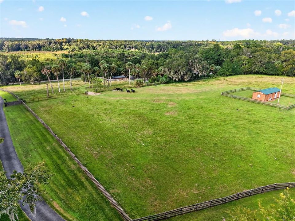 En Venta: $779,500 (5 camas, 3 baños, 3528 Pies cuadrados)