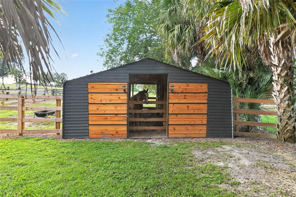 En Venta: $779,500 (5 camas, 3 baños, 3528 Pies cuadrados)