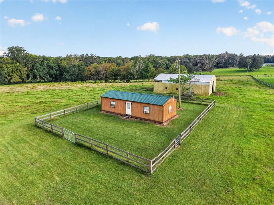 En Venta: $779,500 (5 camas, 3 baños, 3528 Pies cuadrados)