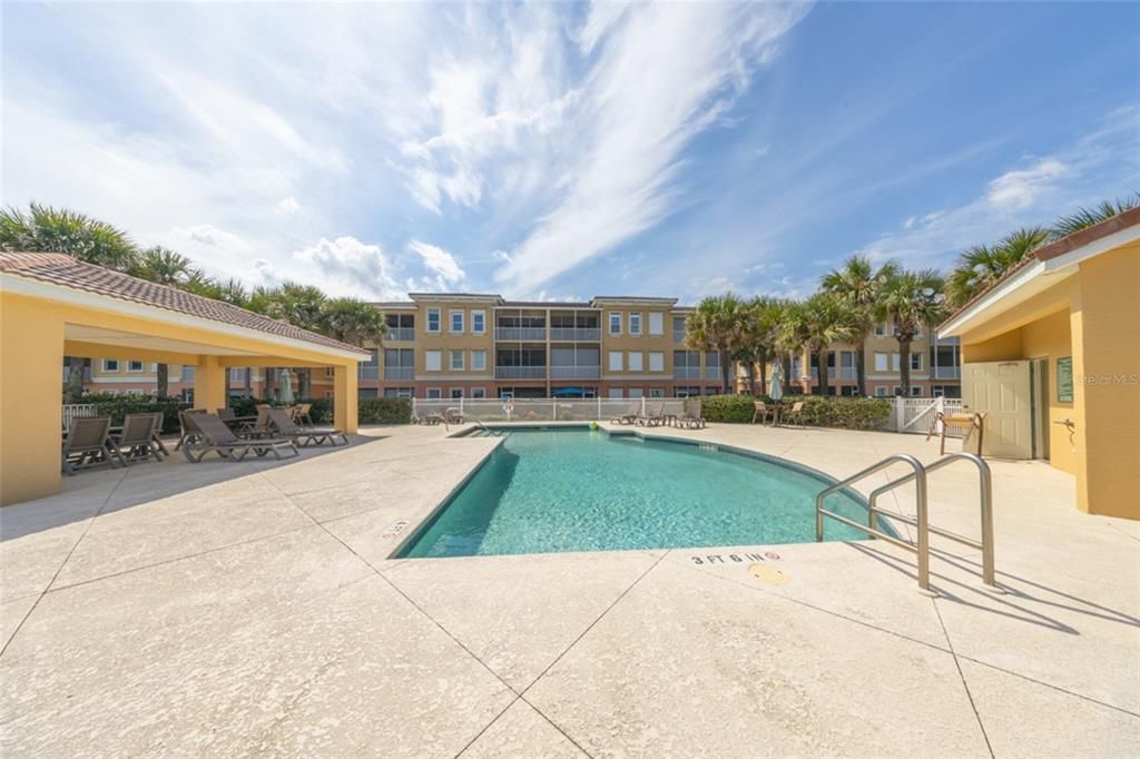 For Sale: $525,000 (3 beds, 2 baths, 1716 Square Feet)