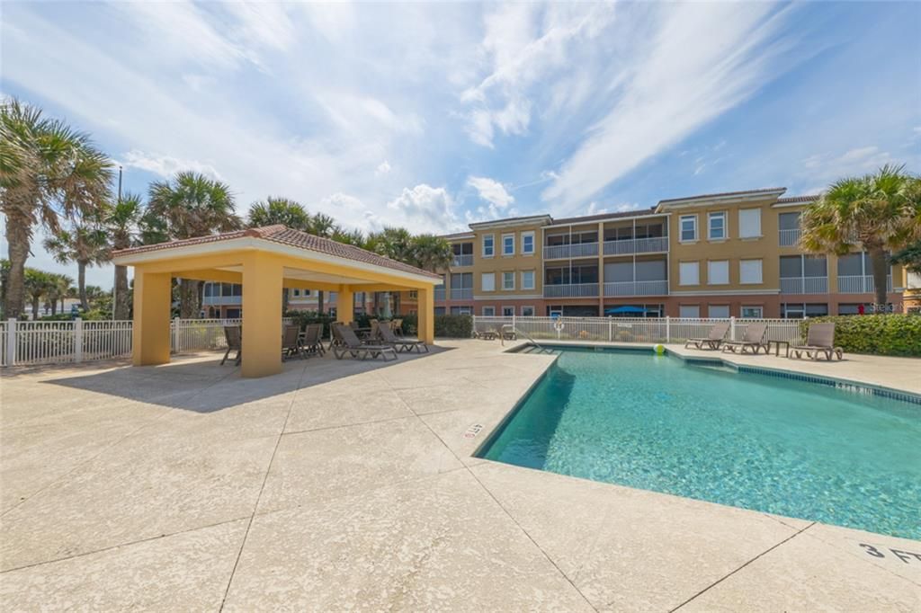 For Sale: $525,000 (3 beds, 2 baths, 1716 Square Feet)
