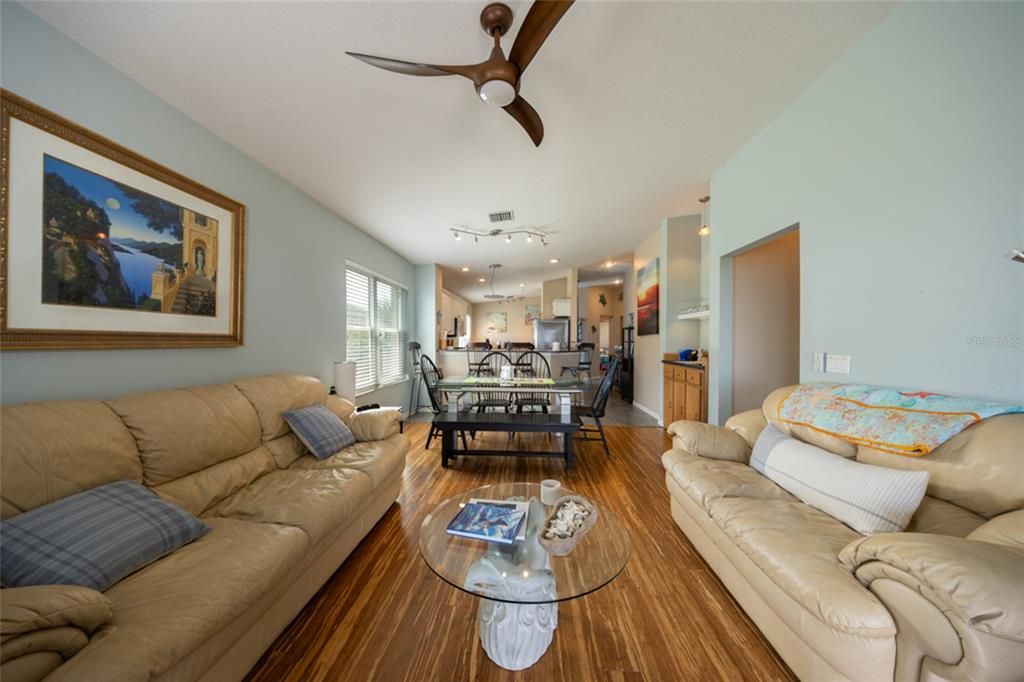 For Sale: $525,000 (3 beds, 2 baths, 1716 Square Feet)