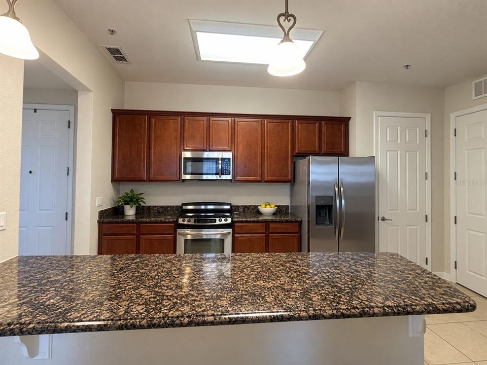 For Sale: $300,000 (3 beds, 2 baths, 1962 Square Feet)
