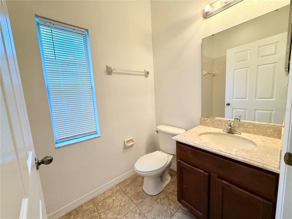 В аренду: $1,950 (3 спален, 2 ванн, 1386 Квадратных фут)