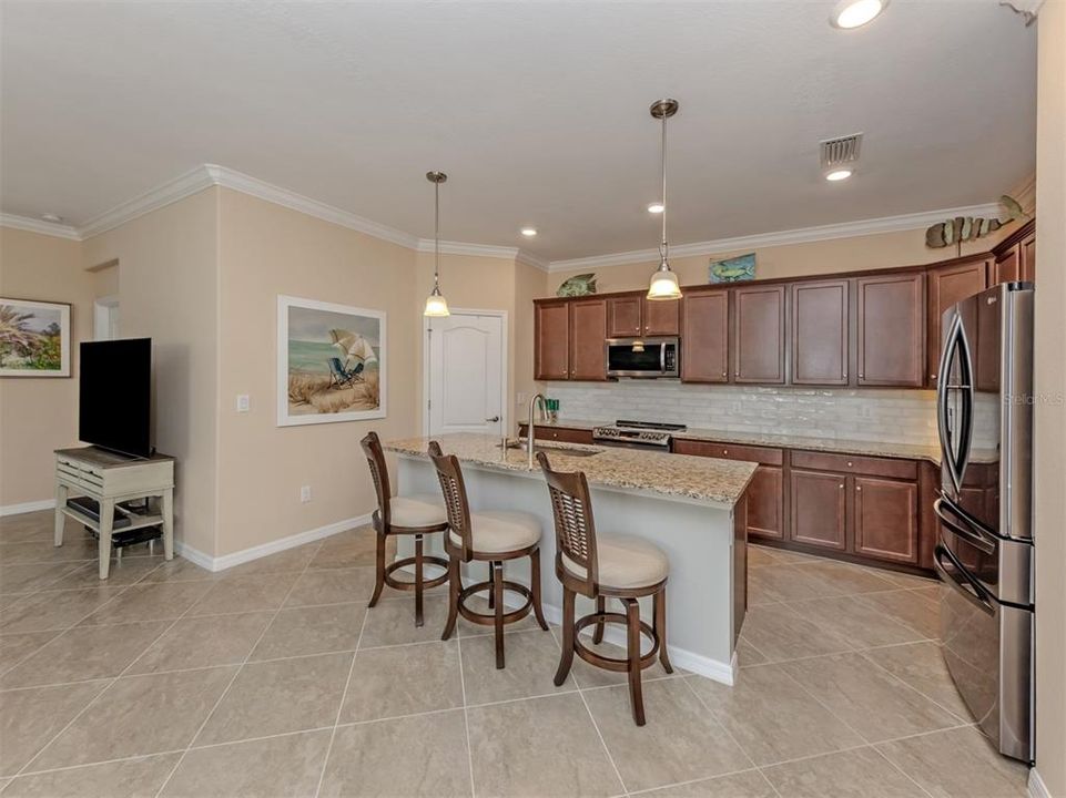 For Sale: $629,000 (4 beds, 3 baths, 2035 Square Feet)