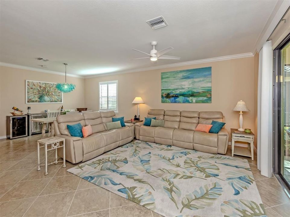 For Sale: $629,000 (4 beds, 3 baths, 2035 Square Feet)