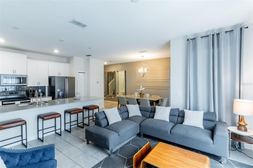 For Sale: $479,000 (4 beds, 3 baths, 1914 Square Feet)