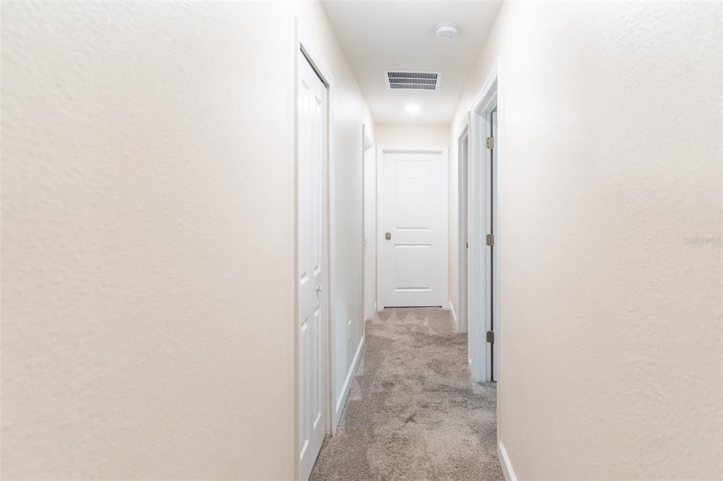 For Sale: $479,000 (4 beds, 3 baths, 1914 Square Feet)