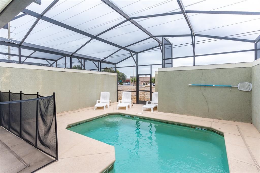 For Sale: $479,000 (4 beds, 3 baths, 1914 Square Feet)