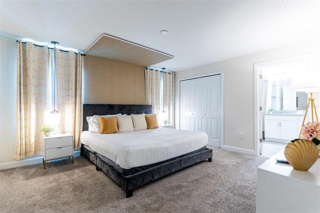 For Sale: $479,000 (4 beds, 3 baths, 1914 Square Feet)