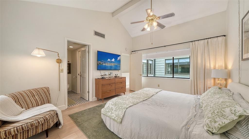 For Sale: $309,000 (3 beds, 2 baths, 1321 Square Feet)