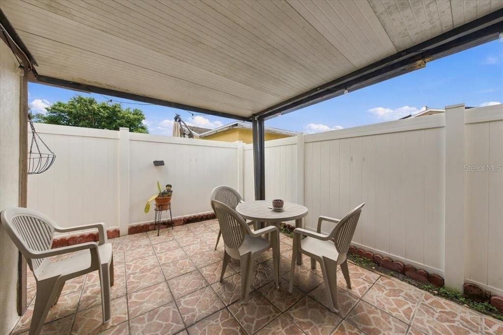 For Sale: $399,999 (3 beds, 2 baths, 1322 Square Feet)