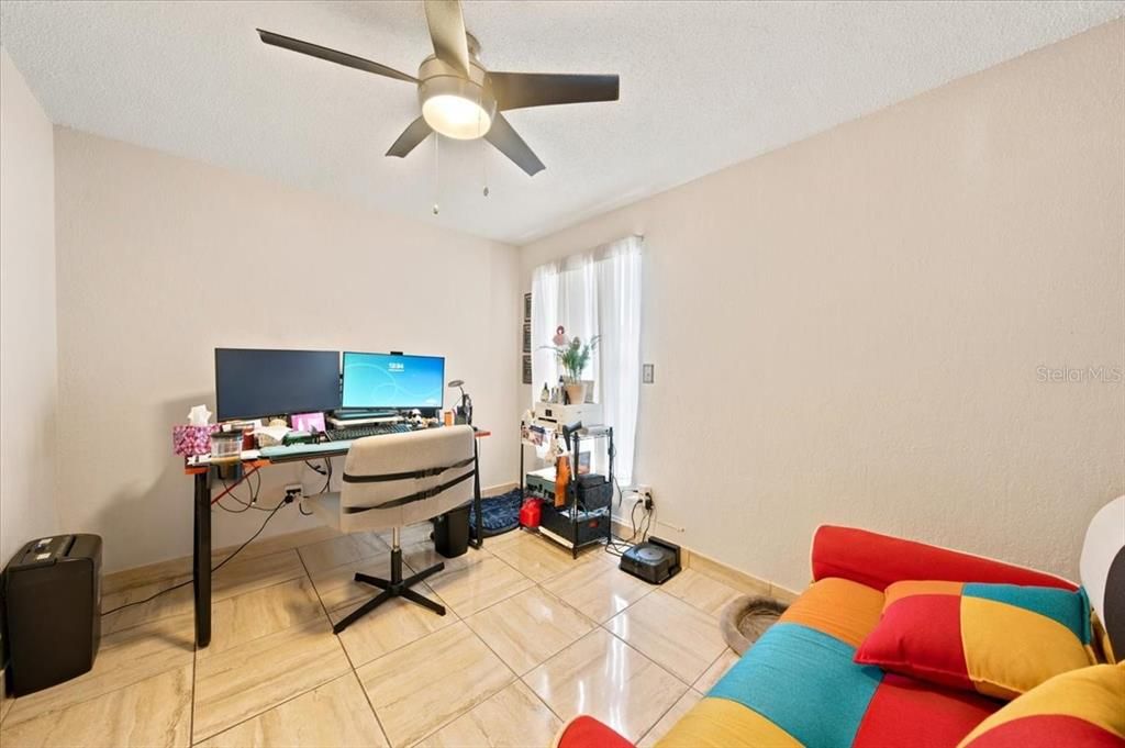 For Sale: $399,999 (3 beds, 2 baths, 1322 Square Feet)