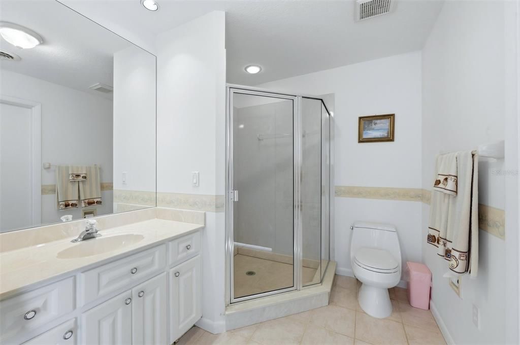 For Sale: $1,000,000 (2 beds, 2 baths, 3276 Square Feet)