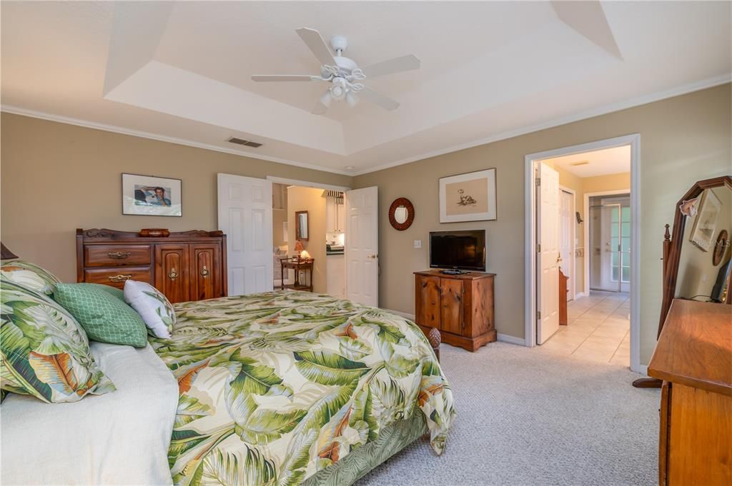 For Sale: $439,000 (3 beds, 2 baths, 2068 Square Feet)