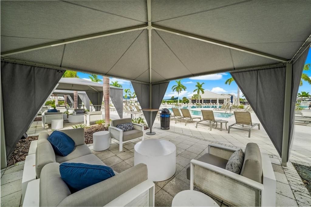 For Sale: $989,000 (3 beds, 3 baths, 2808 Square Feet)