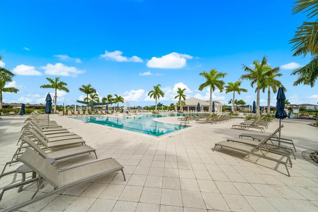 For Sale: $989,000 (3 beds, 3 baths, 2808 Square Feet)