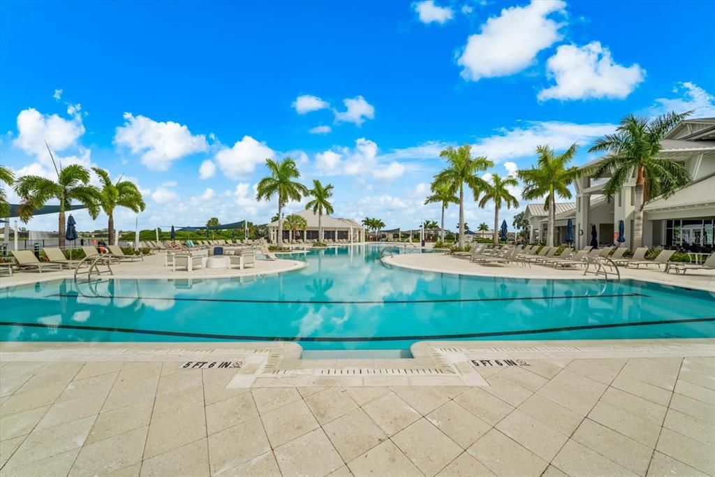 For Sale: $989,000 (3 beds, 3 baths, 2808 Square Feet)