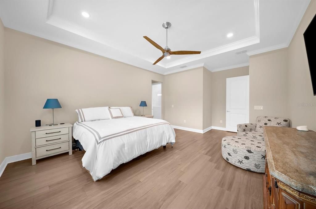 For Sale: $989,000 (3 beds, 3 baths, 2808 Square Feet)