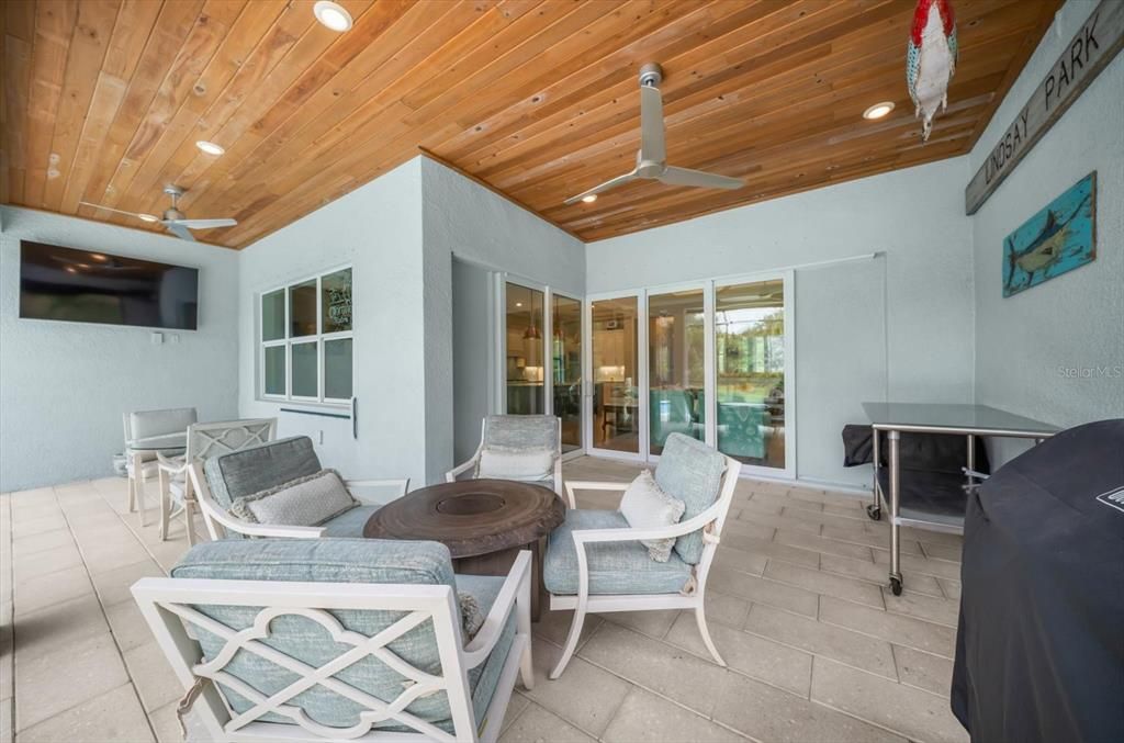 For Sale: $989,000 (3 beds, 3 baths, 2808 Square Feet)