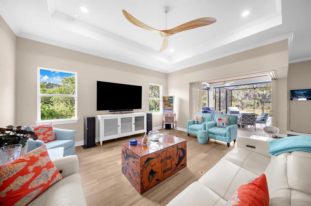 For Sale: $989,000 (3 beds, 3 baths, 2808 Square Feet)