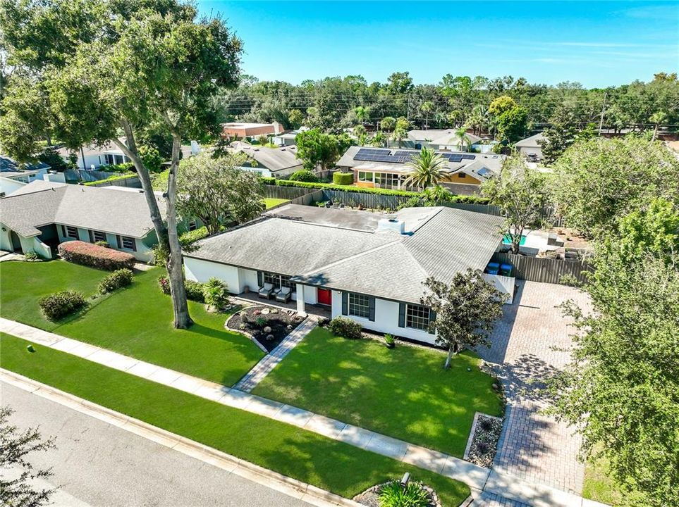 For Sale: $899,000 (4 beds, 3 baths, 2886 Square Feet)