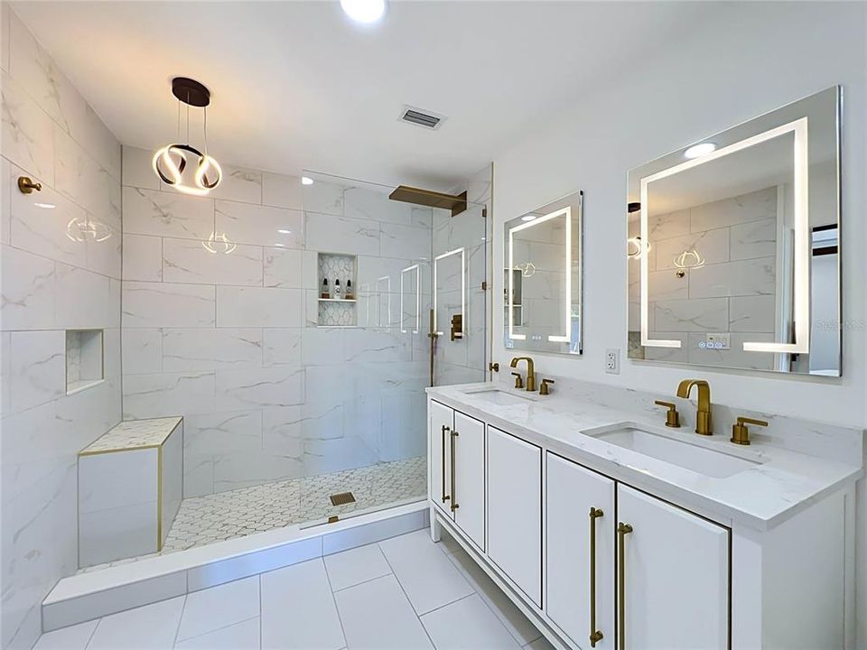 For Sale: $899,000 (4 beds, 3 baths, 2886 Square Feet)