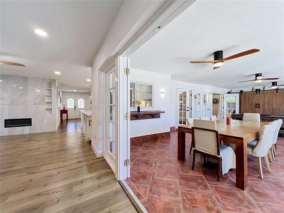 For Sale: $899,000 (4 beds, 3 baths, 2886 Square Feet)