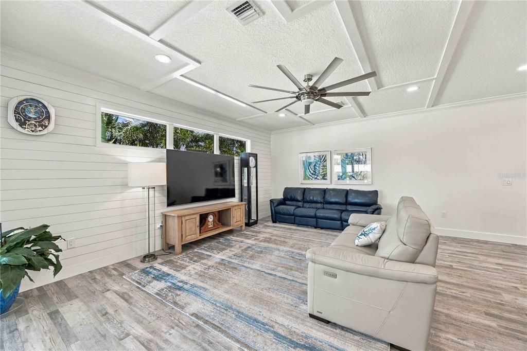 Active With Contract: $1,379,000 (3 beds, 2 baths, 2222 Square Feet)
