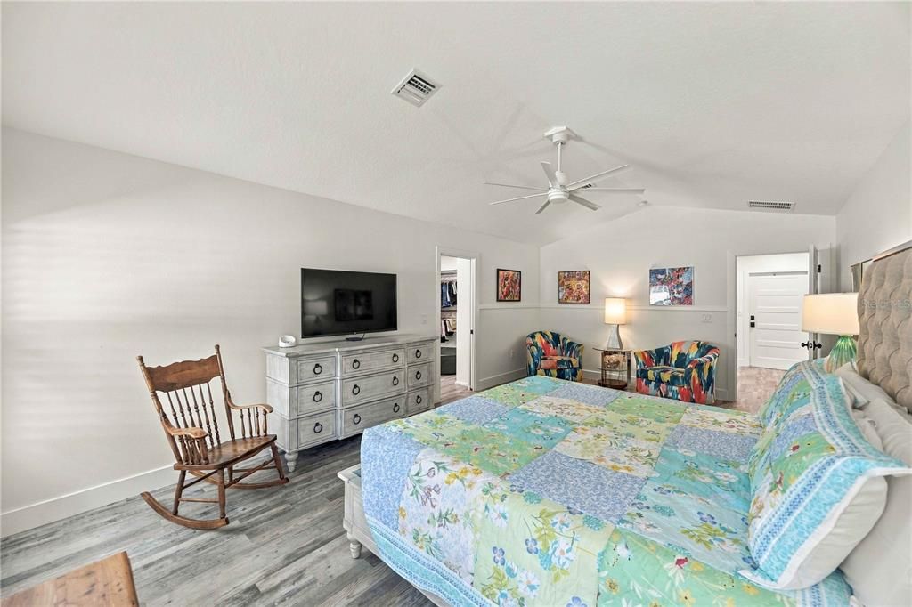Active With Contract: $1,379,000 (3 beds, 2 baths, 2222 Square Feet)