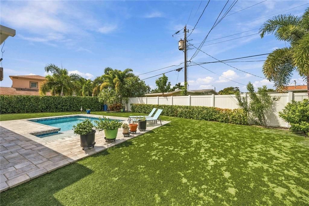 Active With Contract: $1,379,000 (3 beds, 2 baths, 2222 Square Feet)