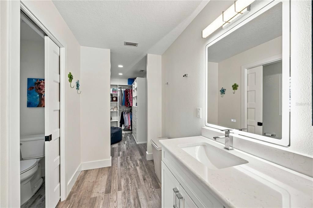 Active With Contract: $1,379,000 (3 beds, 2 baths, 2222 Square Feet)