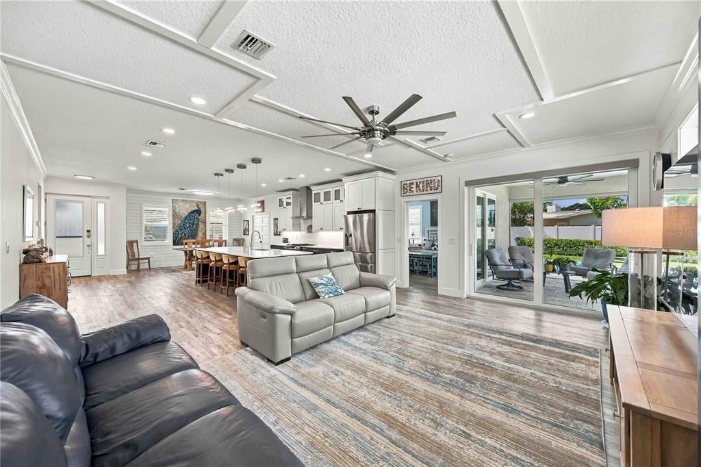 Active With Contract: $1,379,000 (3 beds, 2 baths, 2222 Square Feet)