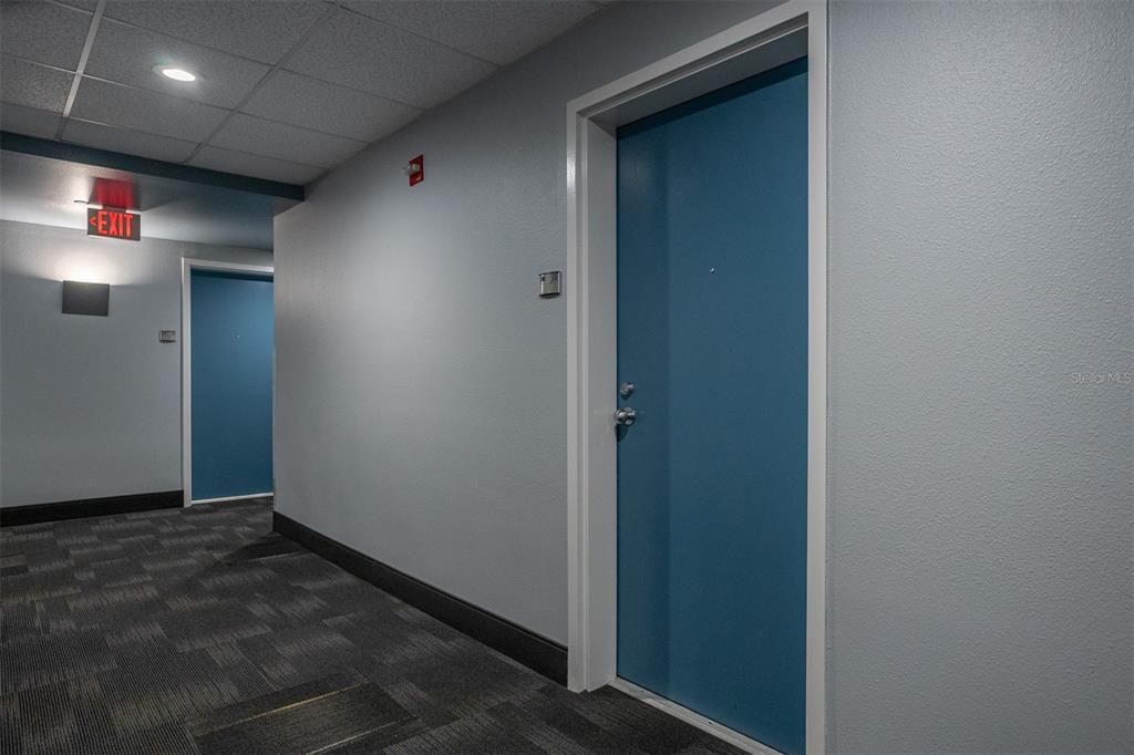 For Sale: $369,990 (2 beds, 1 baths, 1050 Square Feet)