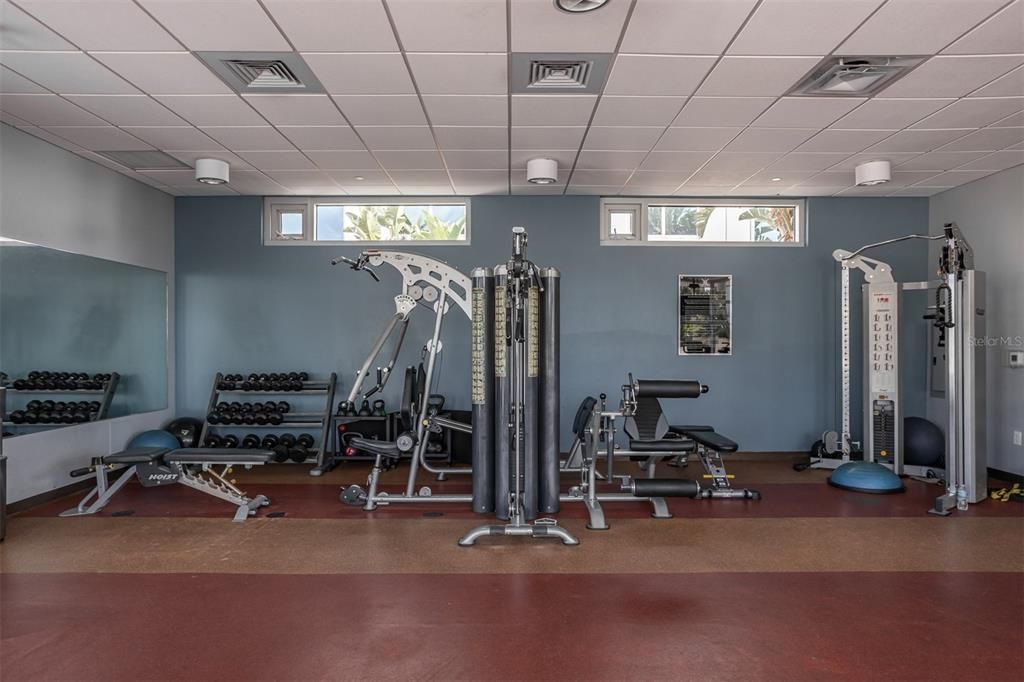 For Sale: $369,990 (2 beds, 1 baths, 1050 Square Feet)