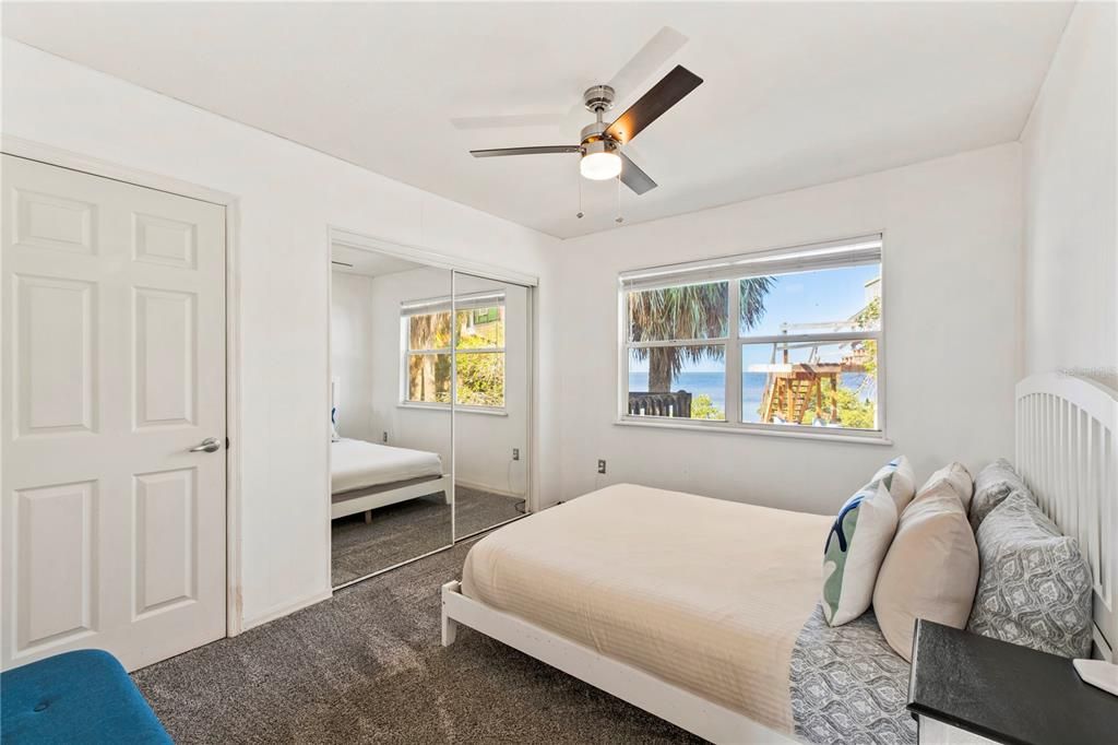 For Sale: $549,000 (3 beds, 1 baths, 1224 Square Feet)