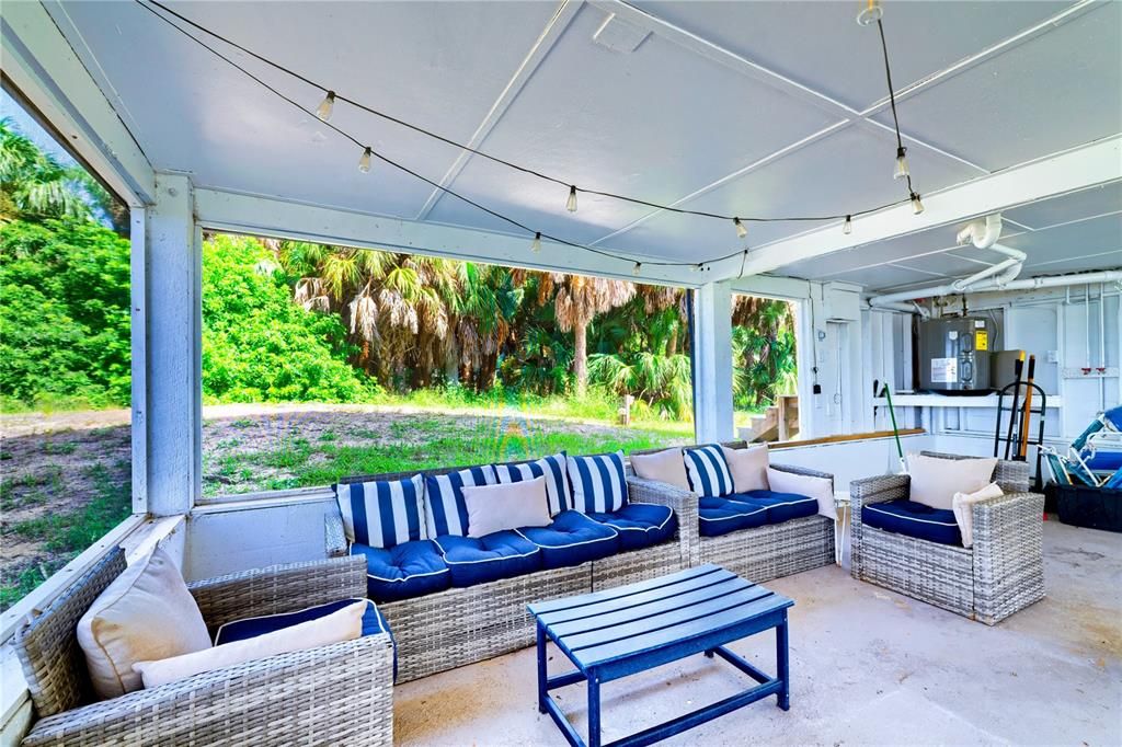 For Sale: $549,000 (3 beds, 1 baths, 1224 Square Feet)