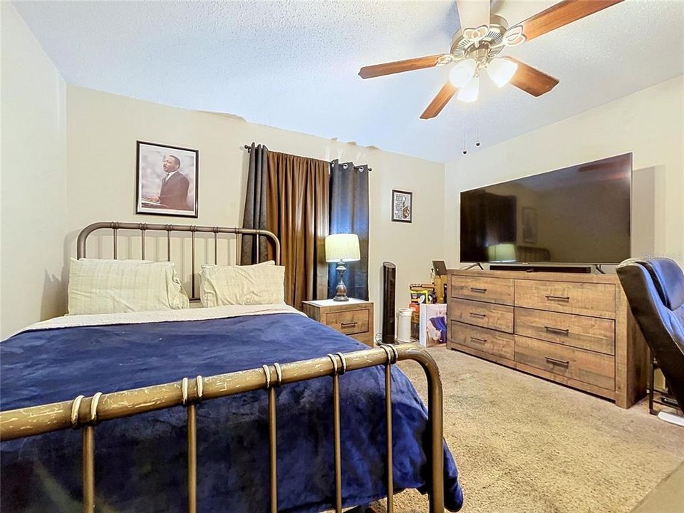 En Venta: $265,000 (3 camas, 2 baños, 1510 Pies cuadrados)