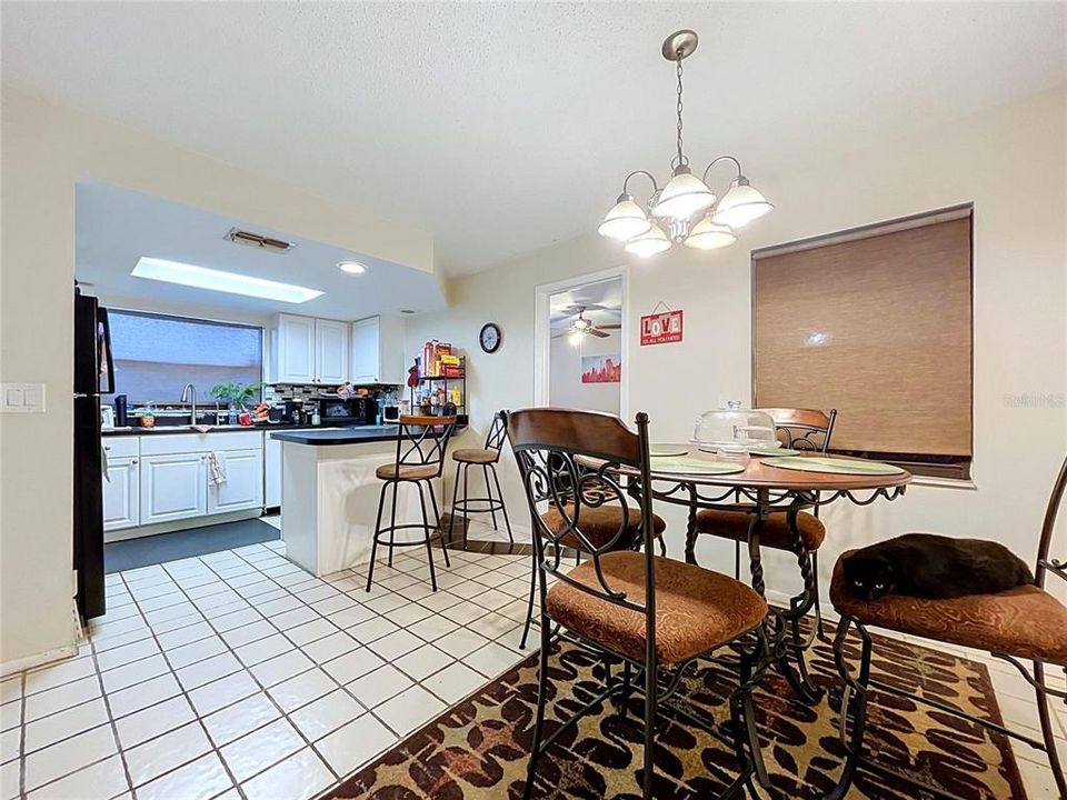 En Venta: $265,000 (3 camas, 2 baños, 1510 Pies cuadrados)