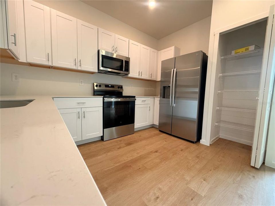 En Renta: $2,600 (3 camas, 2 baños, 1634 Pies cuadrados)