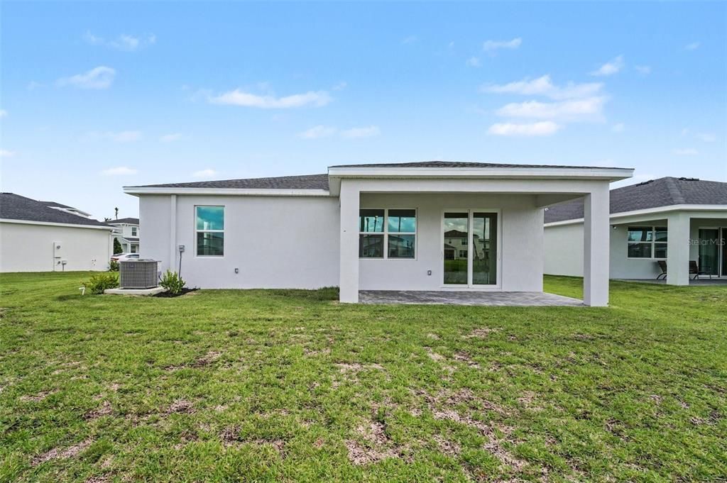 For Rent: $2,600 (4 beds, 2 baths, 1937 Square Feet)