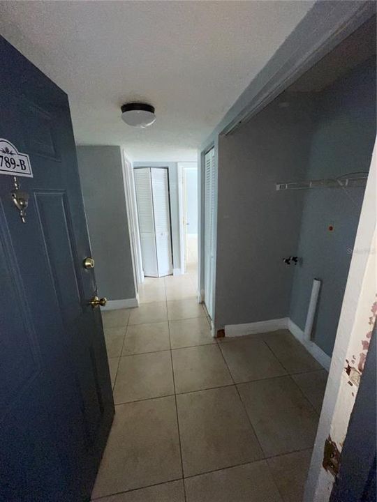 For Rent: $1,400 (2 beds, 2 baths, 976 Square Feet)